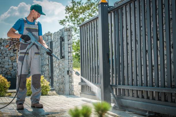 Best Gas Station Cleaning  in Meiners Oaks, CA